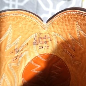 Justin Cowboy boots